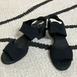 Black Zip Sandals Low Heel Alex Marie